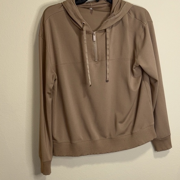 Travis Mathew Sweaters - Travis Mathew Tan FCA Hoodie Size XL